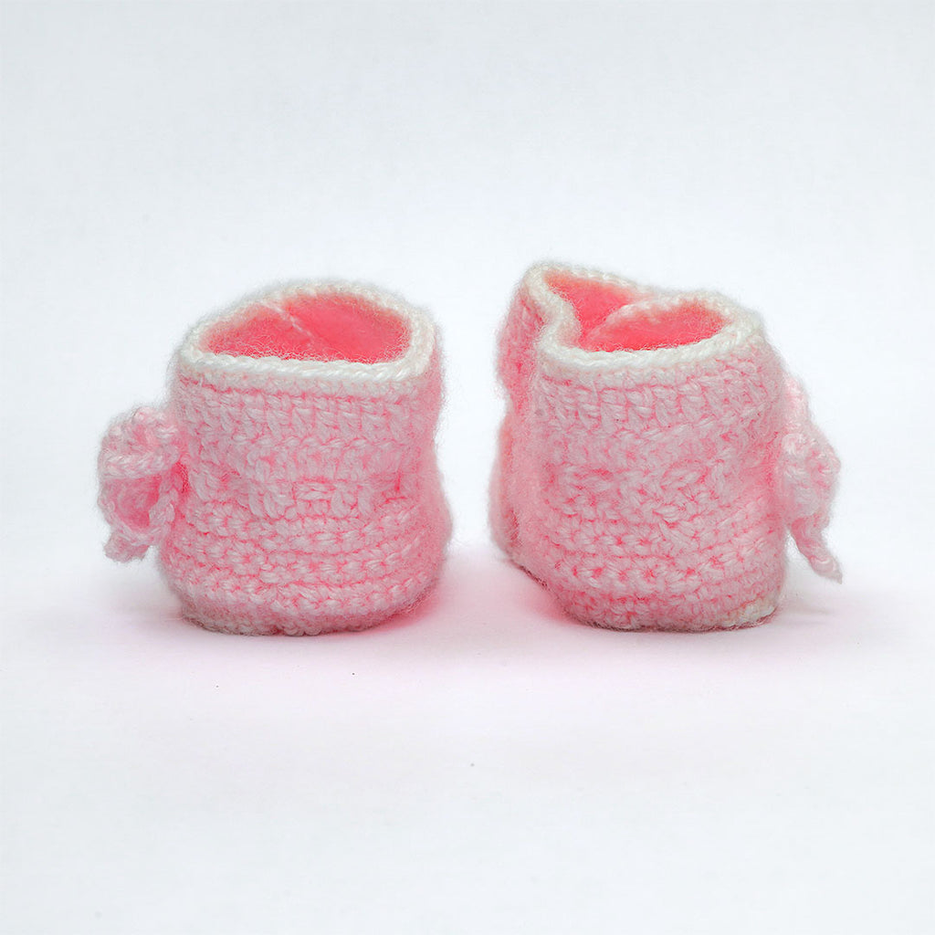 Crisscross Cradle My Toes