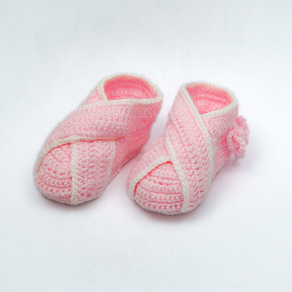 Crisscross Cradle My Toes