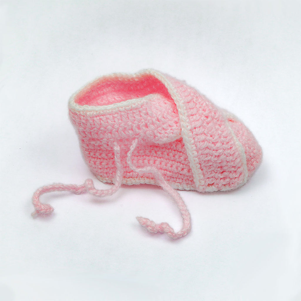 Crisscross Cradle My Toes