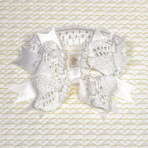 Image of White Butterfly Bow